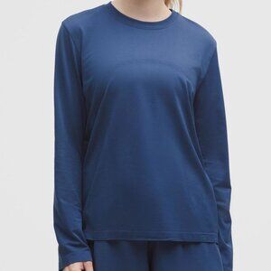 Swiftly Relaxed Long-Sleeve Shirt Hip Length | Blue Twill | Size 14